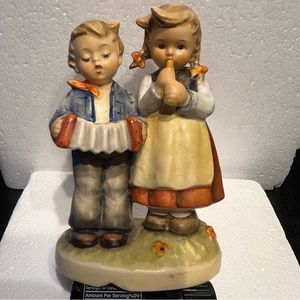 TMK-4 “birthday serenade” 4 1/2” Hummel #213-48 w/original title sticker